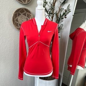 Nike Women’s Quarter Zip LightWeight Dri Fit Hooded Pullover